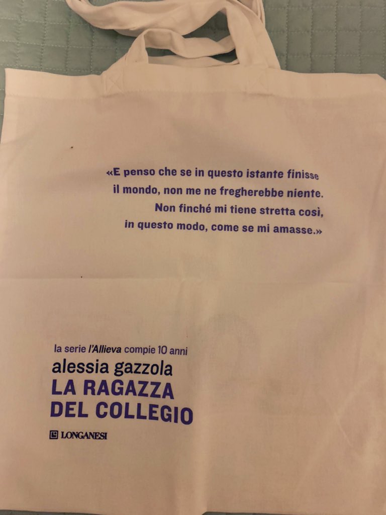 The_Princess__K's tweet photo. Tutto meraviglioso 🤩 #aliceisback https://t.co/11gZ4eWctC