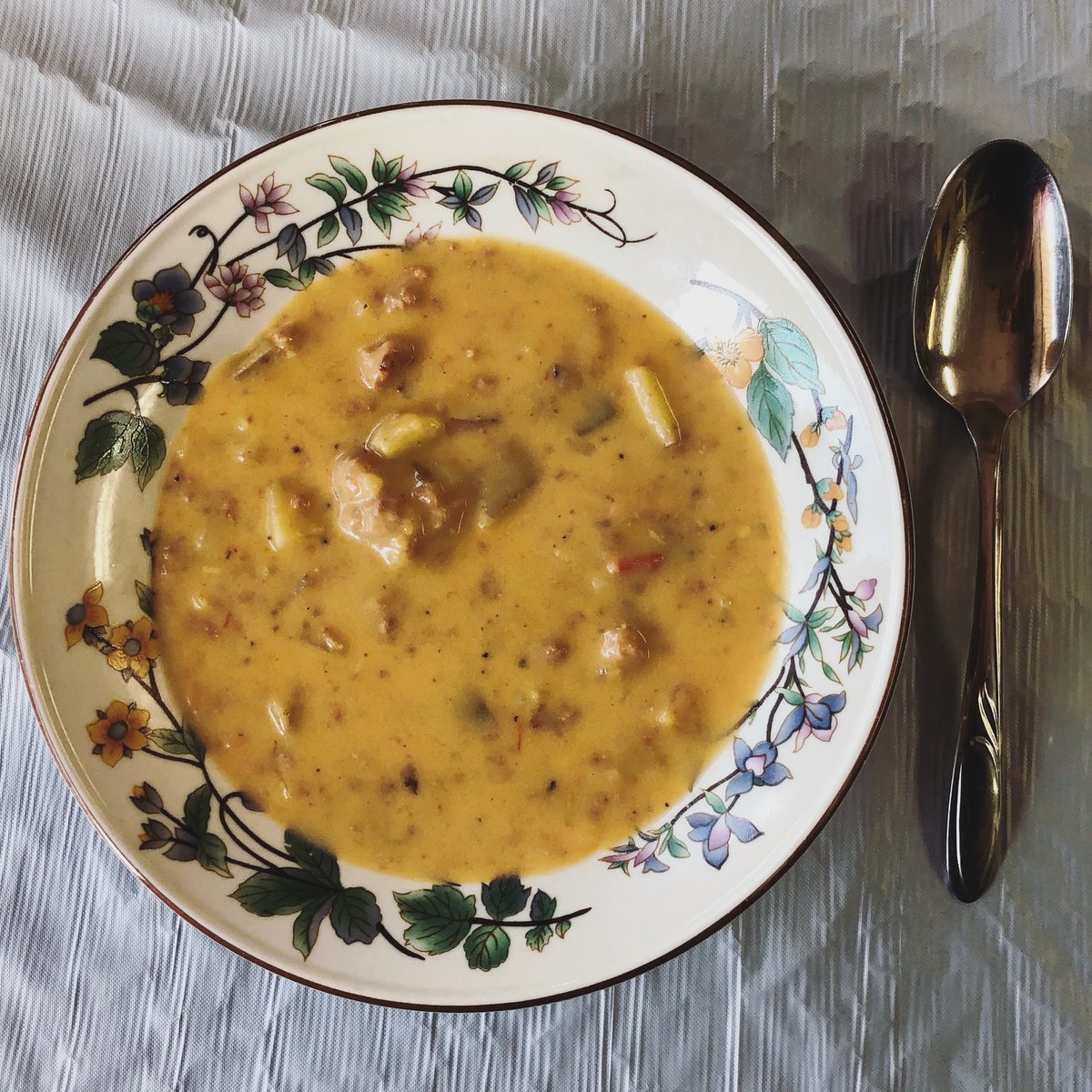 NC_Contessas's tweet photo. This week's soup is now available!
SPICY CHEESEBURGER
This is one of our most popular soups and won't last long. 
$3 Cup / $5 Bowl / $10 Quart
(330)497-3700
#NCBestFood #NCBestSoup https://t.co/PkQoinnKYI