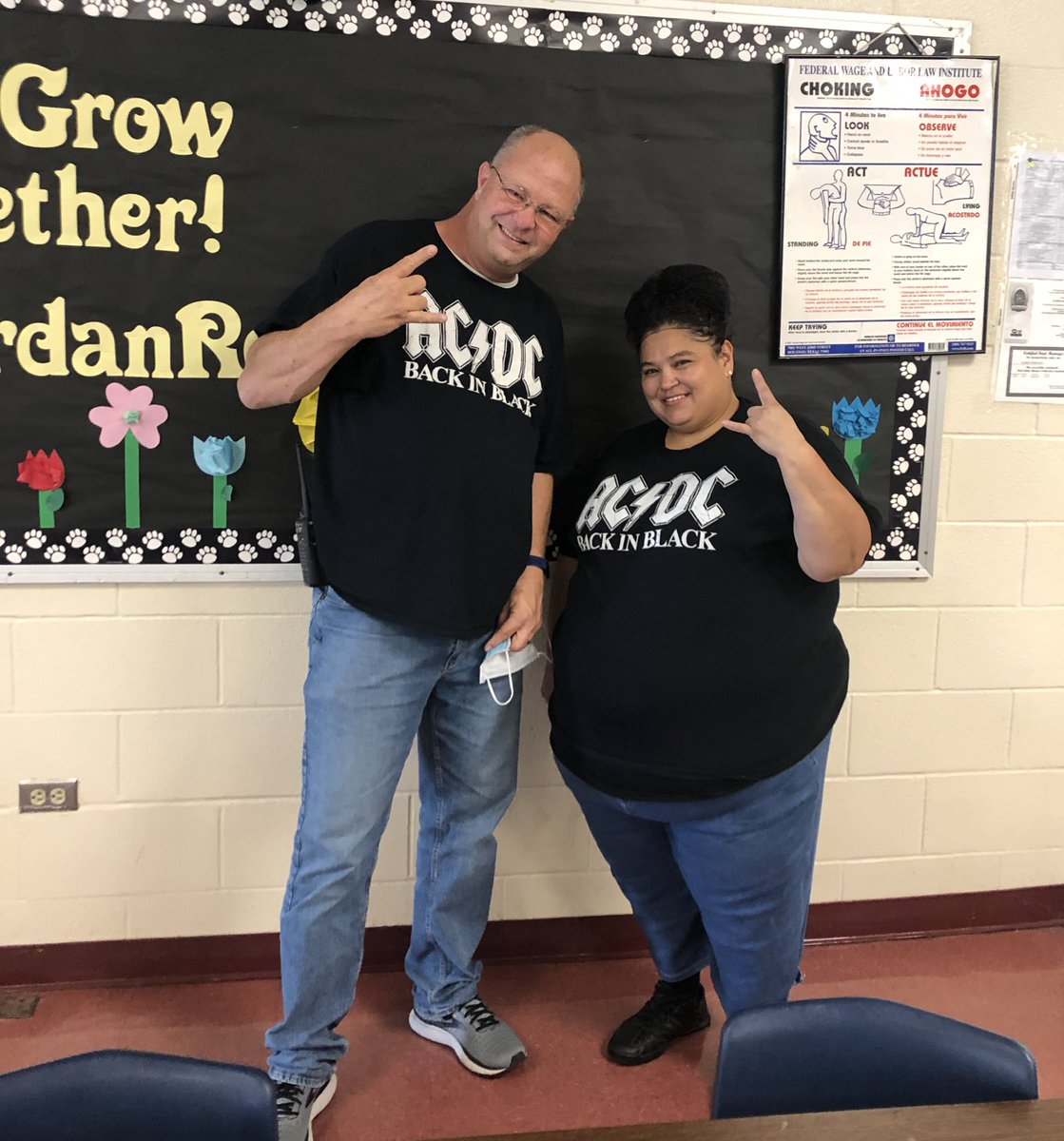 Brent_S_Draker's tweet image. For those about to Rock….Who am I kidding?  Our cafeteria ladies rock it everyday.  Today I was cool enough to be one of their twins. #JordanRocks #JordanMSLegends #JordanReunited