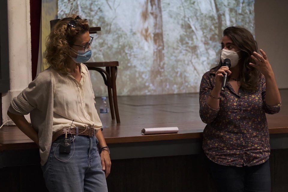 Emotiva presentació del projecte "Entre tú y yo", de Maite Caramés, amb la participació de la psico-oncòloga Lluïsa Salvanya