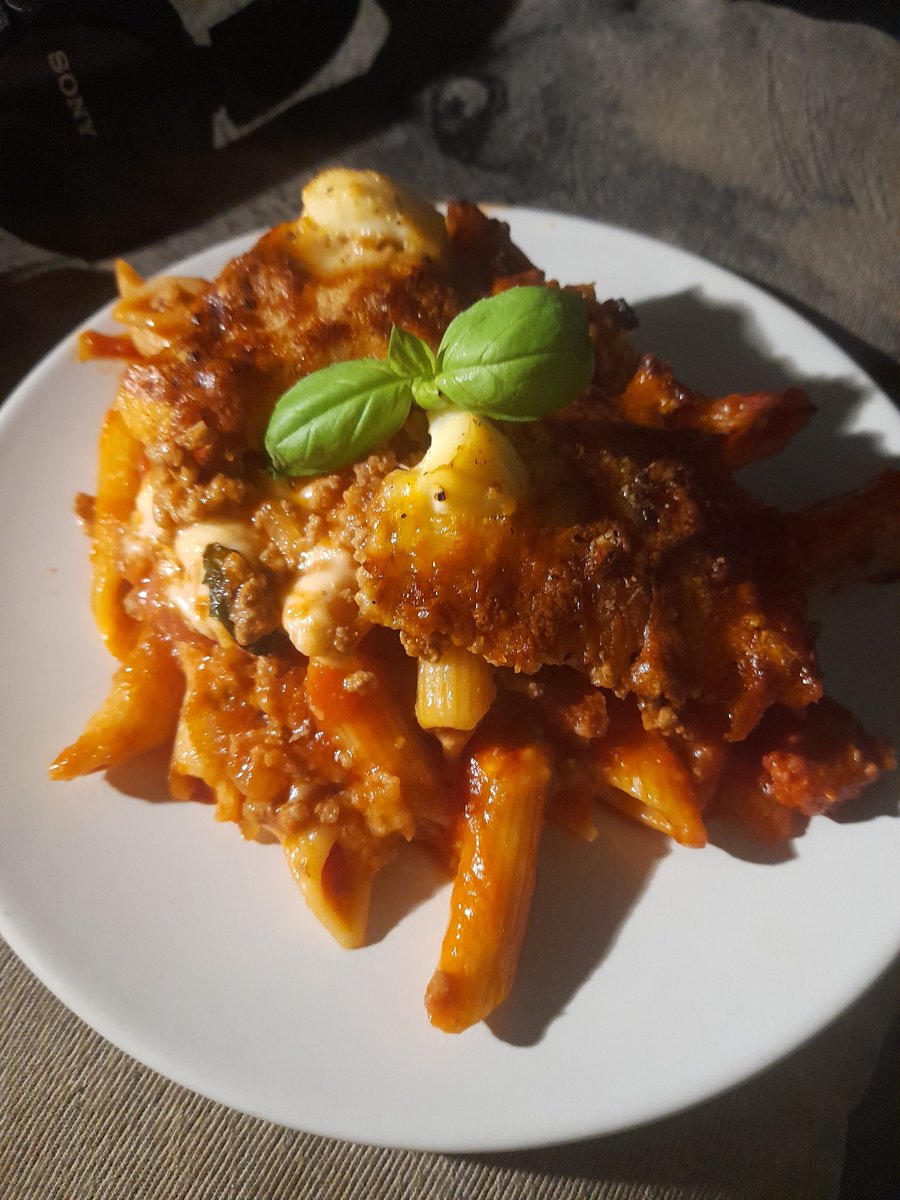 AFizgig's tweet photo. pasta al forno 🍝

#CookingWithAl 👨‍🍳 https://t.co/rnpGicRAkF