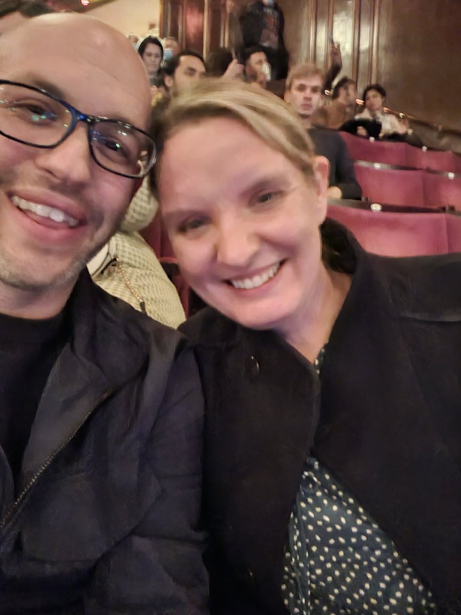 Rach🌻 tweet media