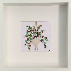 Fred_ArtWalk's tweet photo. Getting outside is good for the soul. Through her artwork, Kayla Salive tries to bring the outside in. Using unique treasures hand-picked along the beaches of Lake Erie she creates one-of-a-kind art that is perfect for any nature lover! 

#FAW2021 #mycfna #mixedmedia https://t.co/wYdHLyQ7BU