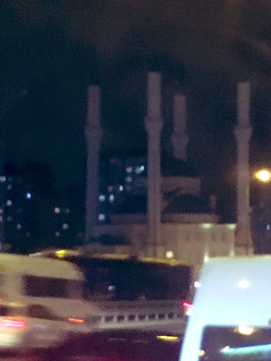 irmabaloh's tweet photo. Back to Europe…aja, lahko da ne, lahko da sem tud v Aziji, ker Istanbul ☺️ Smo se tolk časa do hotela vozil, da sem mislna, da nas domov peljejo z busom 🙈 Pa še noč, nobenih razgledov 😩 Večerja pa iz Amerike, zasluga naših frendov 😎 #cominghome #istanbul #longlayover https://t.co/gIE4Nd8lFE