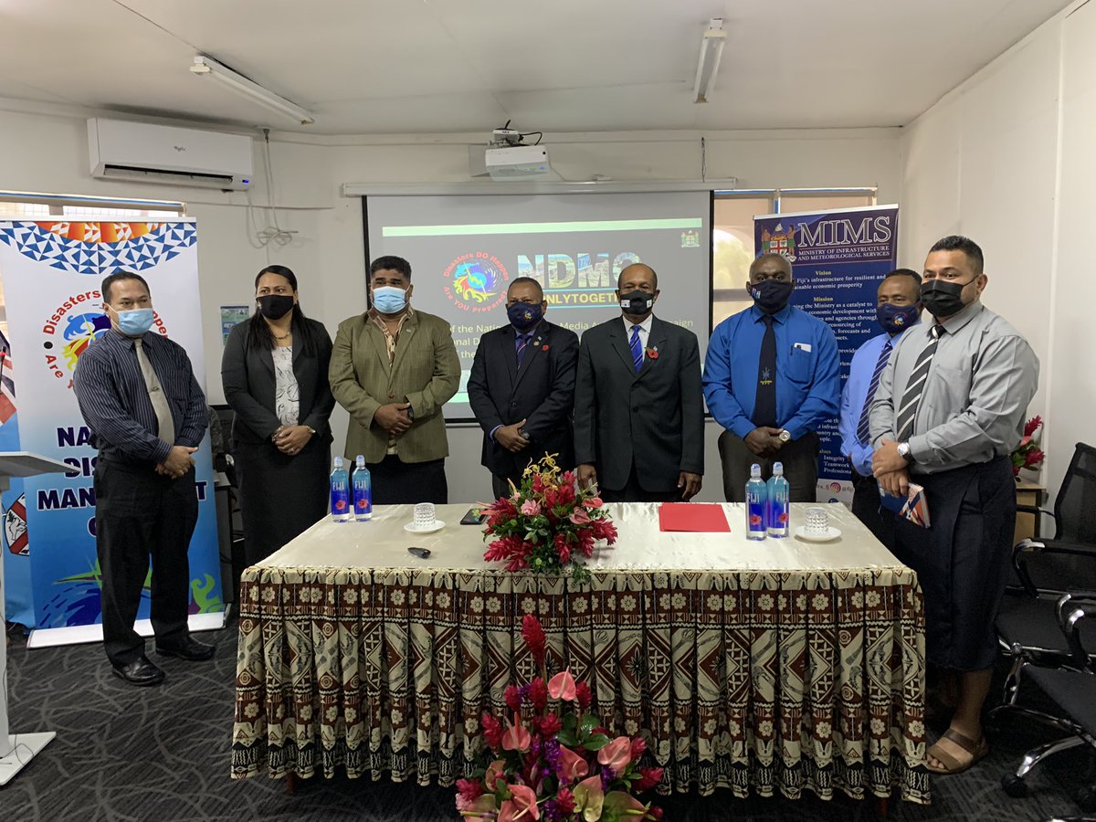publicworksfiji's tweet photo. One to three severe tropical cyclones are likely to affect Fiji during the 2021/2022 cyclone season.
This has been revealed by the Minister @JoneUsamate while releasing the 2021/2022 Cyclone Season outlook. He urged all Fijians and key Government partners to prepare accordingly. https://t.co/Be9vqKwJ6f