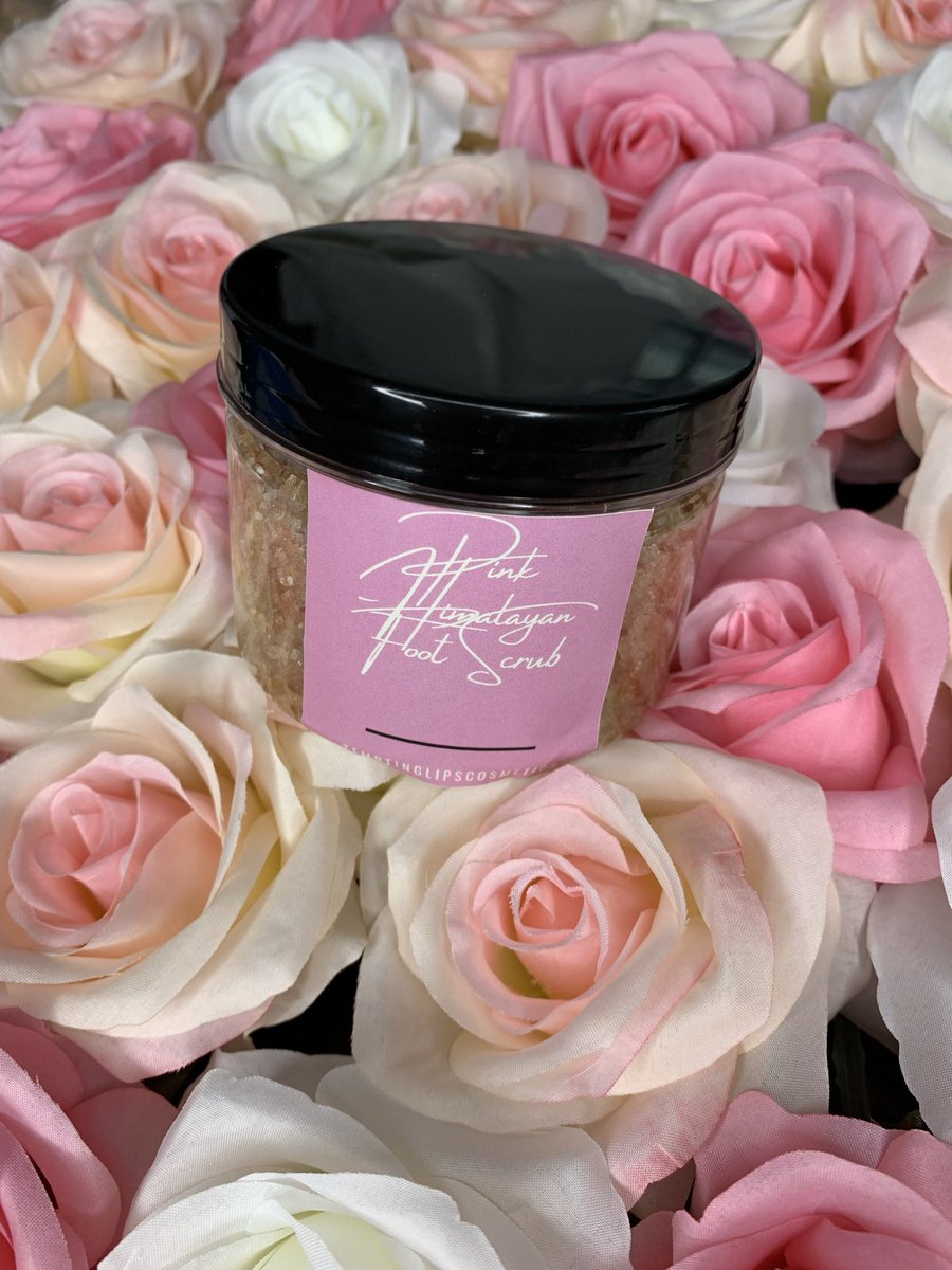 bonitanishaa's tweet photo. Still 3 orders away from 700 😬

Hi my name is Tonisha &amp; I make beauty  &amp; beard care products 💞

Check me out below:

https://t.co/KOqElgrlnR https://t.co/0juwnxpAEh