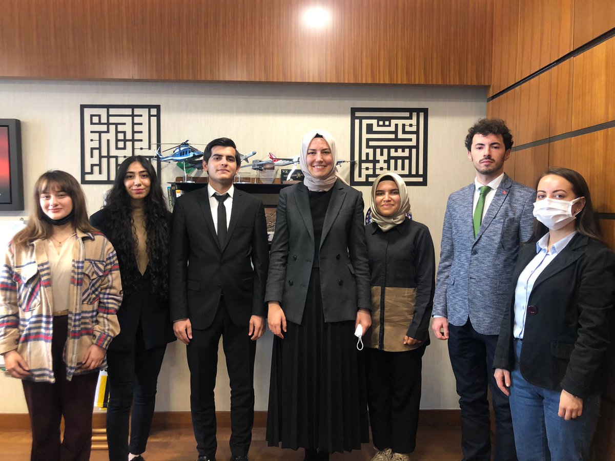TurBalYouthNet's tweet photo. Türkiye Balkanlar Gençlik Ağı olarak, Milli Eğitim, Kültür, Gençlik ve Spor Komisyonu Üyesi; Ankara Milletvekili Zeynep Yıldız @zyildiz_ Hanımefendiyi Türkiye Büyük Millet Meclisi'nde ziyaret ettik. https://t.co/mtOtvVv9WN