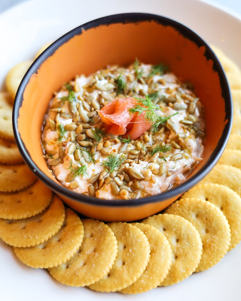 Our new ✨Smoked Salmon Dip✨ is a scrumptious starter to enjoy before dinner.