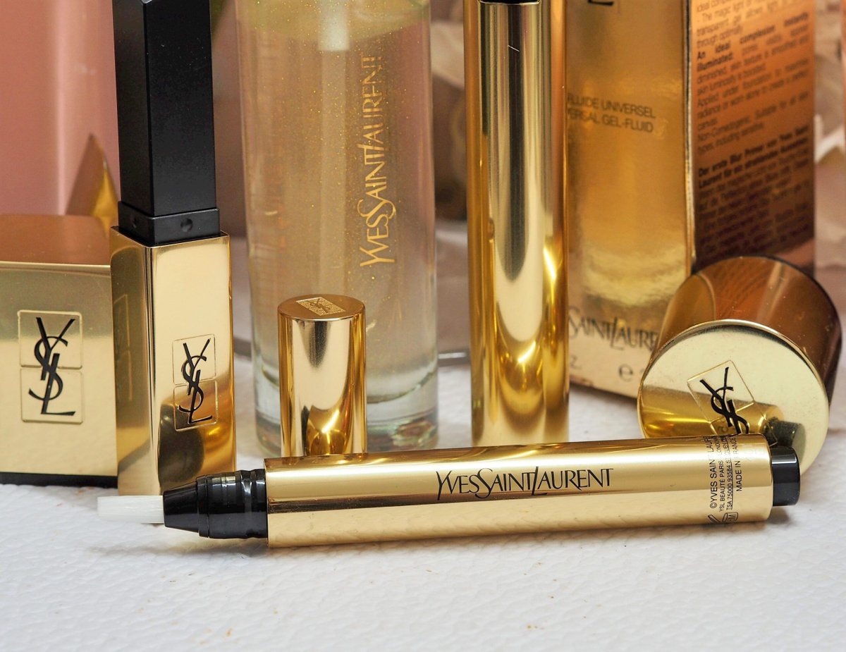 BacktoyouBeauty's tweet photo. Well known for being the epitome of Hollywood Beauty and Glamour, Here are 5 iconic YSL Beauty products you need to try : https://t.co/Hr4tnanII0 #ysl #designerbeauty #luxemakeup @yslbeauty https://t.co/caBAuPsNLp