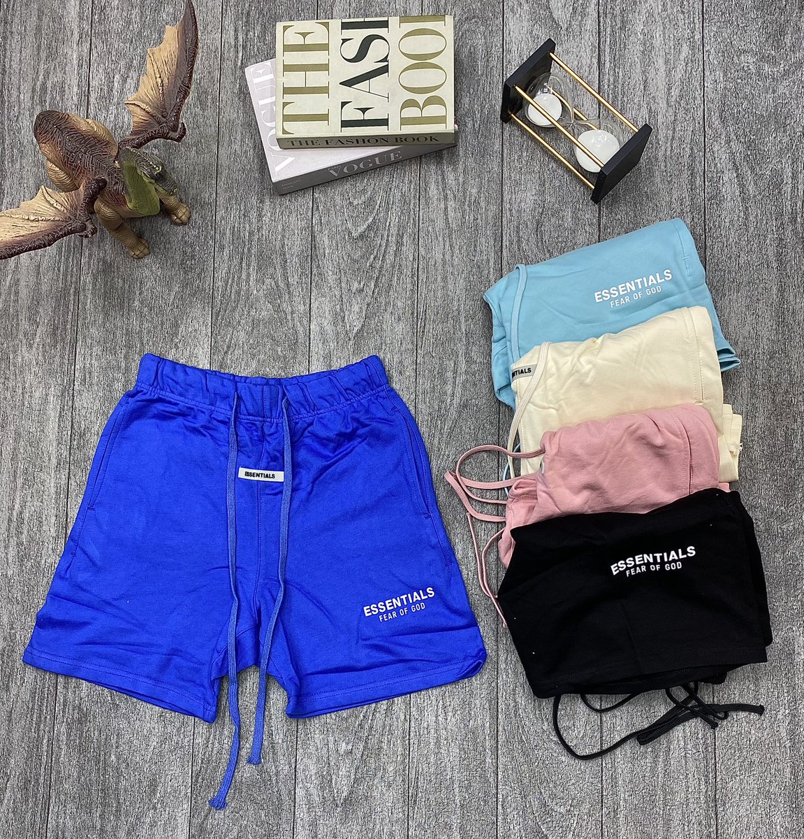 ade_wealth_'s tweet photo. Luxury shorts collection( certified Quality 💯)

Size - m, L, Xl 

Price: #17,000

5 colors 😍😍

Top Notch quality 

Kindly Retweet if this appears on your TL 

Send a Dm  / https://t.co/MJGImsZeNK to place order 
| Davido Tiwa Tech Yahoo #NoBraDay  Wizkid | https://t.co/i4Heetr84Q