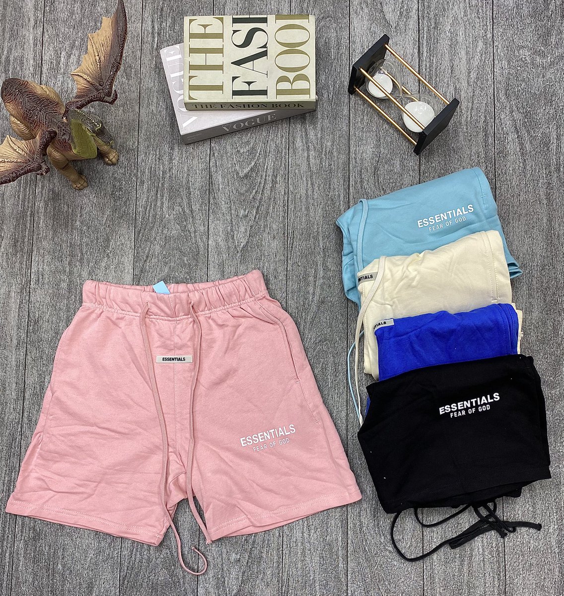 ade_wealth_'s tweet photo. Luxury shorts collection( certified Quality 💯)

Size - m, L, Xl 

Price: #17,000

5 colors 😍😍

Top Notch quality 

Kindly Retweet if this appears on your TL 

Send a Dm  / https://t.co/MJGImsZeNK to place order 
| Davido Tiwa Tech Yahoo #NoBraDay  Wizkid | https://t.co/i4Heetr84Q