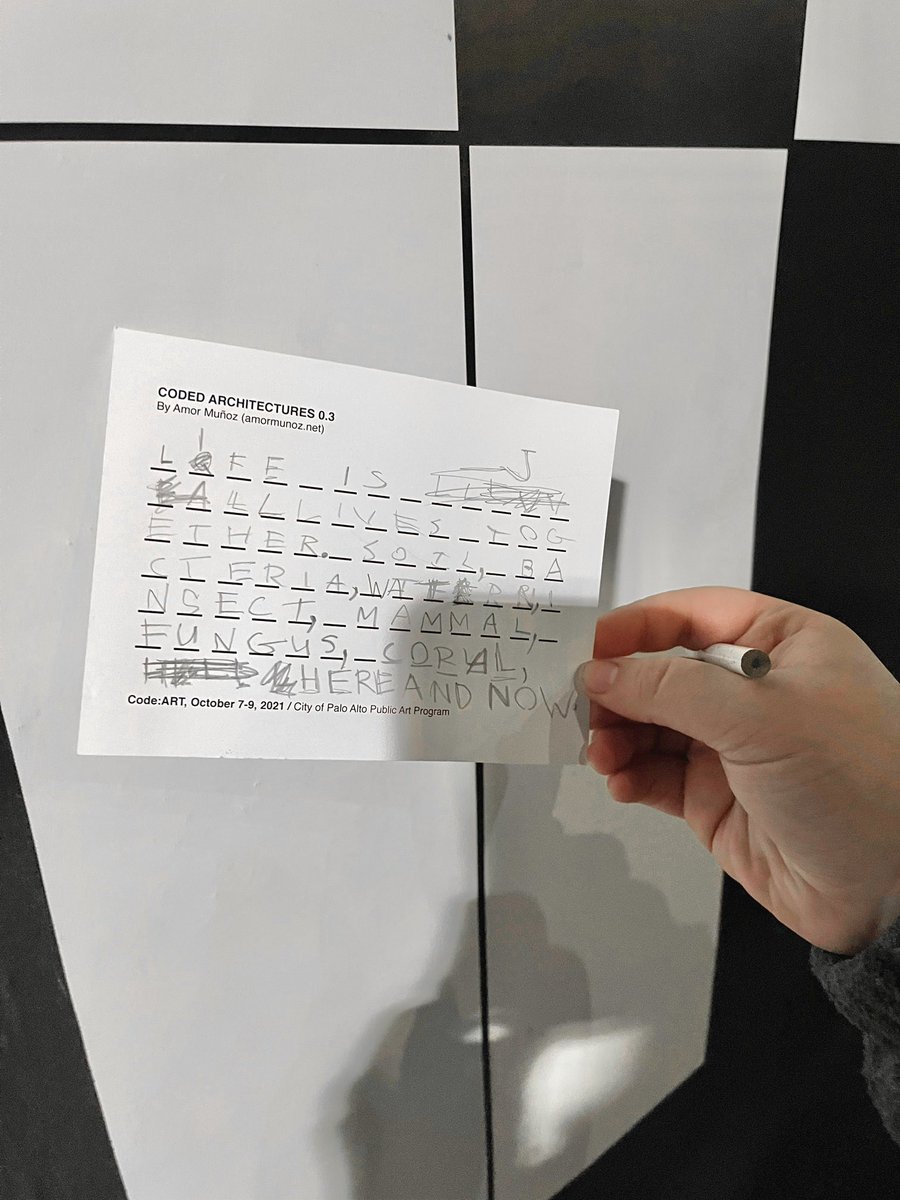 Arquitecturas Codificadas / Code:ART  2021/ Palo Alto Public Art Program <a href="/publicartpa/">Palo Alto Public Art</a> / Mural interactivo en el que el público es invitado a decodificar un mensaje binario, generando así un procesamiento de datos analógico y en tiempo real.