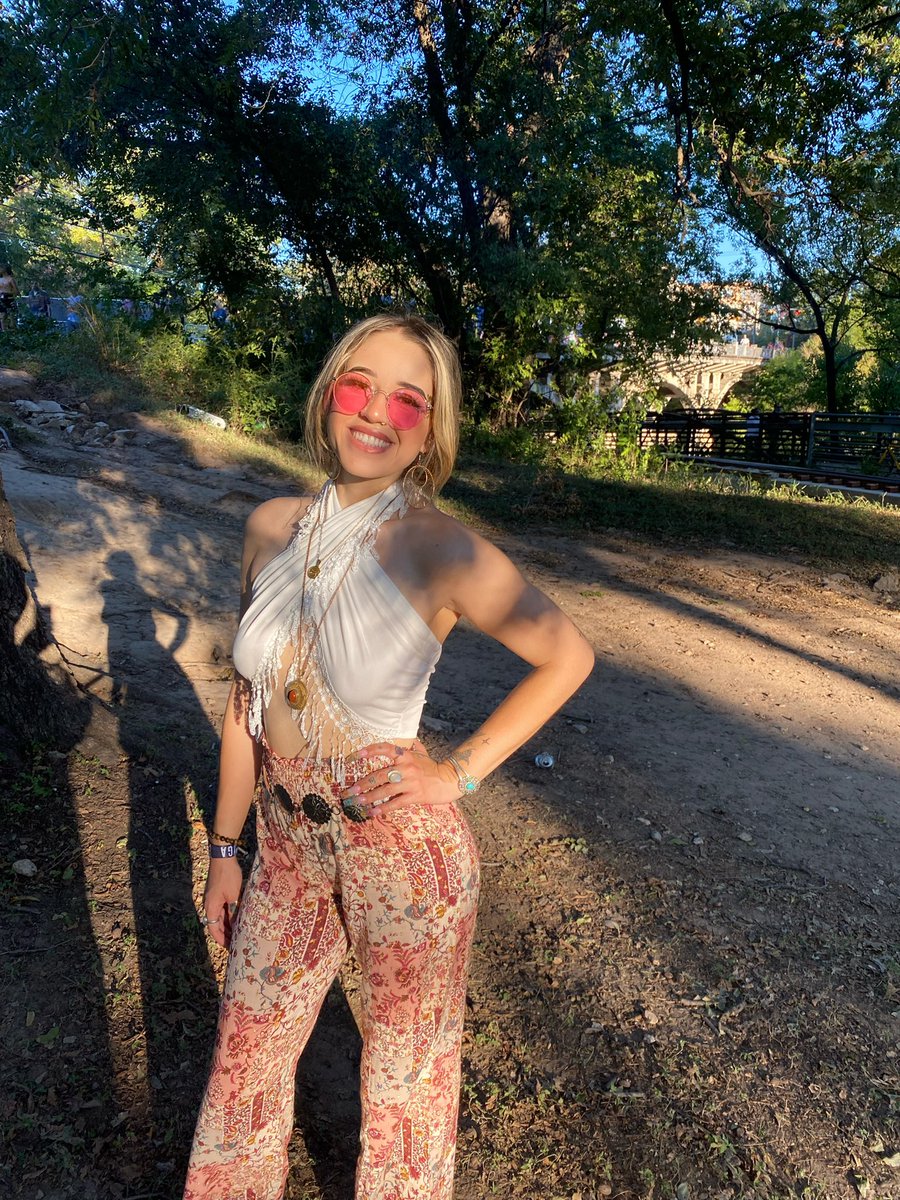 champagnetmami's tweet photo. ill grow up next summer 🤪🤪🤘🏼 https://t.co/i352Lgzw5q
