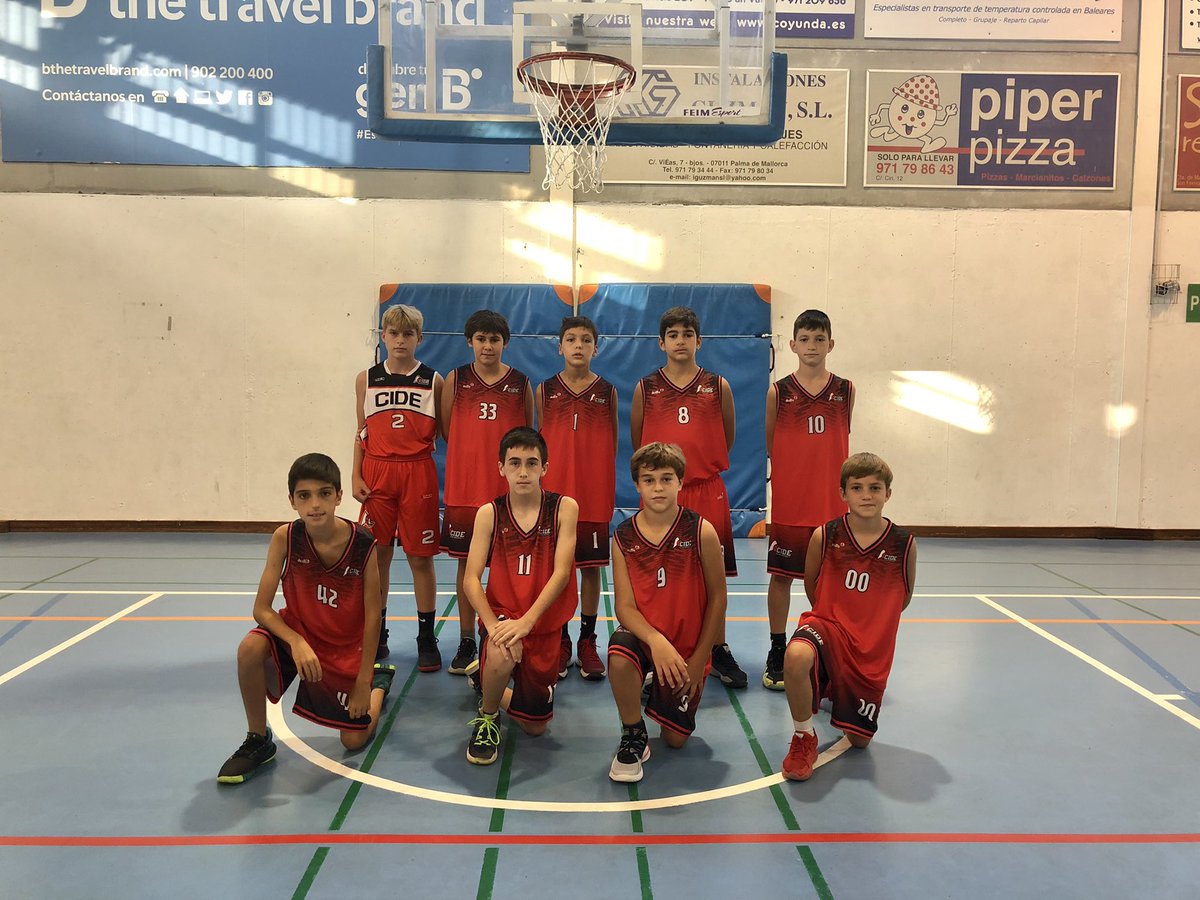 ClubCide's tweet image. ⛹🏻‍♀️⛹🏻Esta semana arranca la liga para nuestro Mini Masculino A. 
🍀Os deseamos la mayor suerte para esta nueva temporada. 
🏀¡A por todas! 

⛹🏻⛹🏻‍♀️Aquesta setmana arranca la lliga pel nostre Mini Masculí A. 
🍀Vos desitjam la major sort per a aquesta nova temporada. 
🏀A per totes!