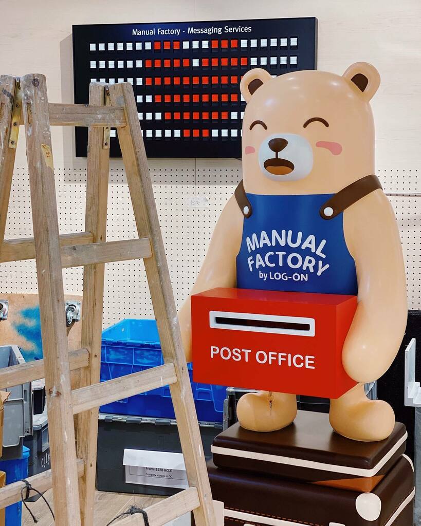 scription's tweet photo. This Friday @logonhk Harbour City store will be re-opened right beside @citysuperhk ! There will be some fun stuffs cooked up by the amazing team. 🙌🏻⁣
⁣
#manualfactorybear #mfb #mfbear #logonhk #postagestamps #postcard #personalisation #vestaboard https://t.co/oRIGyCFbpR https://t.co/rFGzxTTAlk