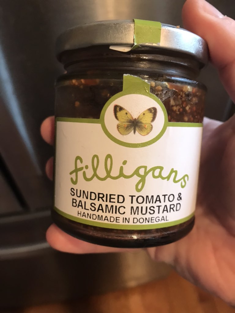 Teach the world to sing in perfect harmony ☮️ tweet media