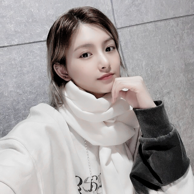 EVERLlGHT's tweet photo. ㅤ · 🎧 _ 𝐄𝐕𝐄𝐑𝐋𝐈𝐆𝐇𝐓'𝐬 plᥲчᥱr ( rubч ) ıs now 𝗹𝗶𝘀𝘁𝗲𝗻𝗶𝗻𝗴 to › @ryuvoice_.

Traigo hoy tremendo temón que se hizo la reina para esta OST, y es que me tiene tan enamorada que no puedo parar de escucharla en ningún momento, ¡todos apóyenla! https://t.co/t4IwlhlaDB