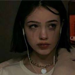 Hiç mi demedin içinden onada yazık diye