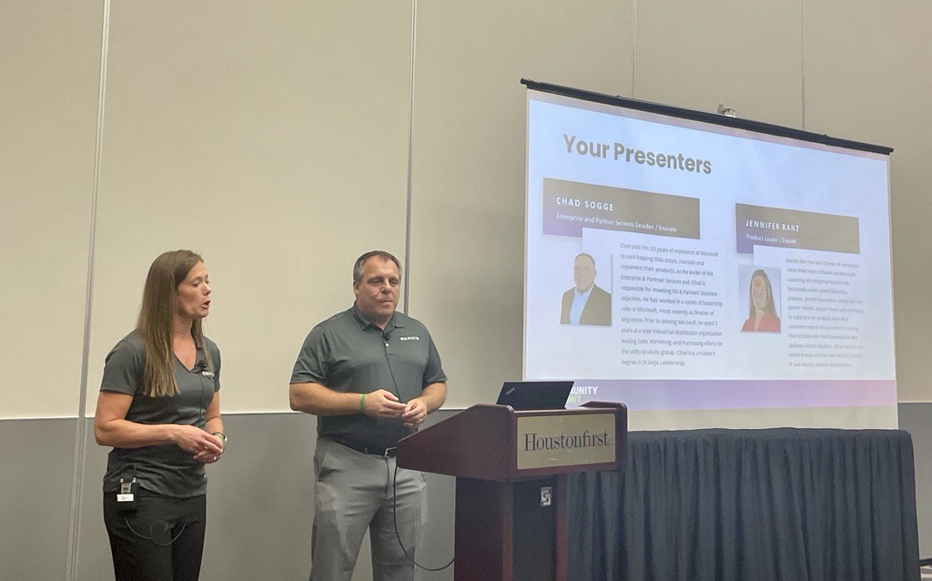 ENAVATE's tweet photo. Time for a #migrationconversation about your #legacysolution. Align your business and your #ERP with options for a #CloudJourney. #MySummitNA https://t.co/OtEUSRxHwM