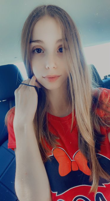 🥰🥰 I feel like my eyes look so pretty https://t.co/lo8CNoJd8F