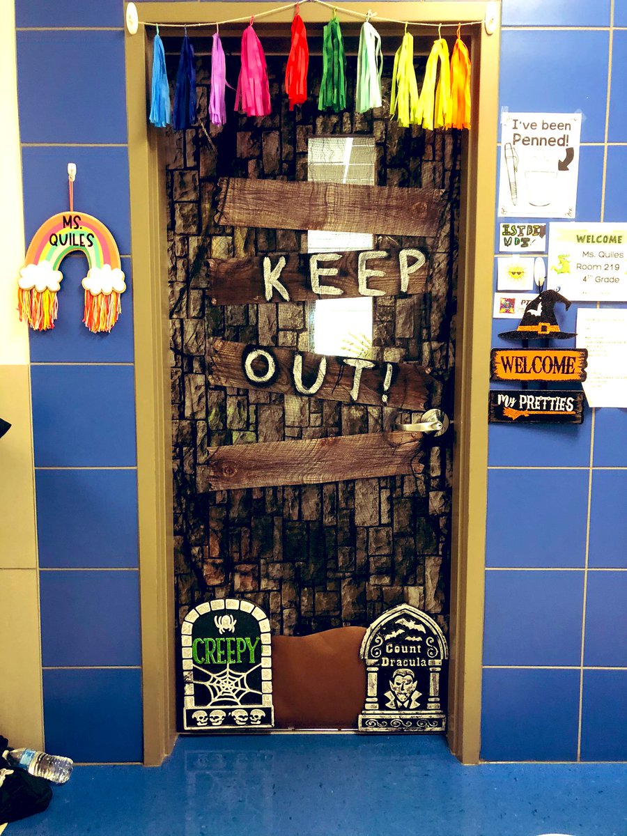 IBgators4th's tweet photo. Things are getting spooky in 4th gradeπ·πΈππ»! @AgueParedes @TrevinoTweetsED @CFBISD @goodgatorsib #GoodGatorsIB
#Worldchangers
#Fantastic4IBTeachers
#believeleadsucceed #IBStrong https://t.co/eQFMTUIE93