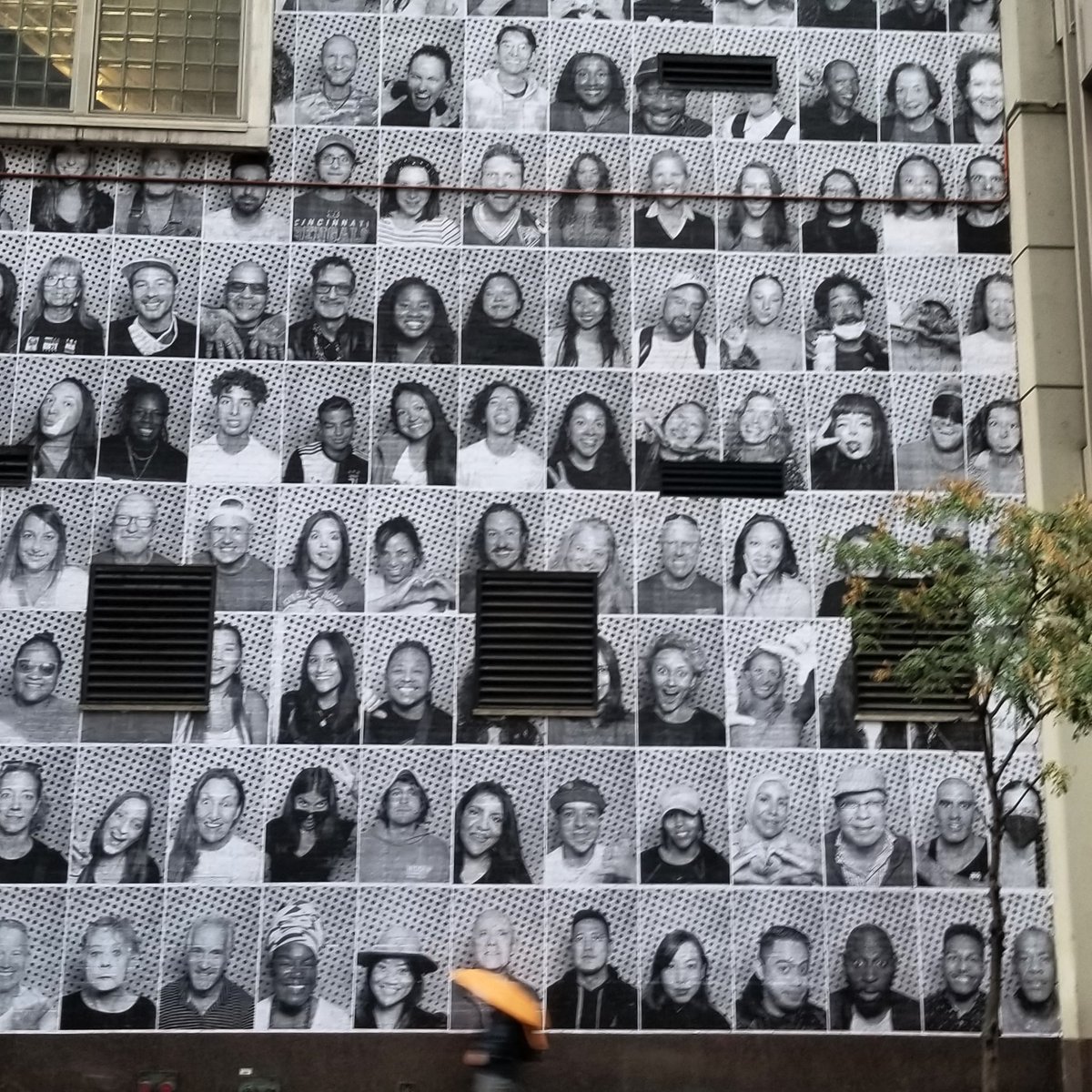 So Much Beauty In Our City!

A front row seat to view this amazing collage of New Yorkers.

#insideoutproject #newyorkers #distrikthotelnewyorkcity #tapestrycollectionbyhilton