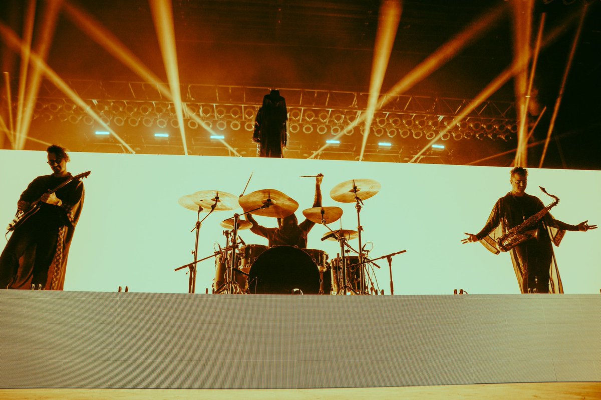haleykillam's tweet photo. DREAMLAND 2021 @ZHUmusic @Greek_Theatre for @Gross_Mag https://t.co/jWgouOcUia