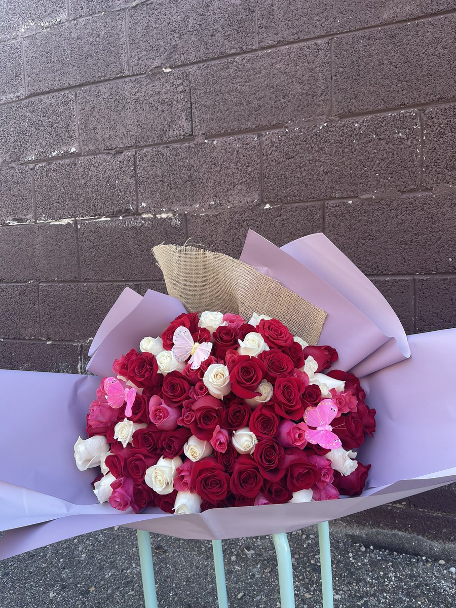 thef1owergirl's tweet photo. Going back to our old ways 😍😍😍 how beautiful are these https://t.co/x39mDn7yDp