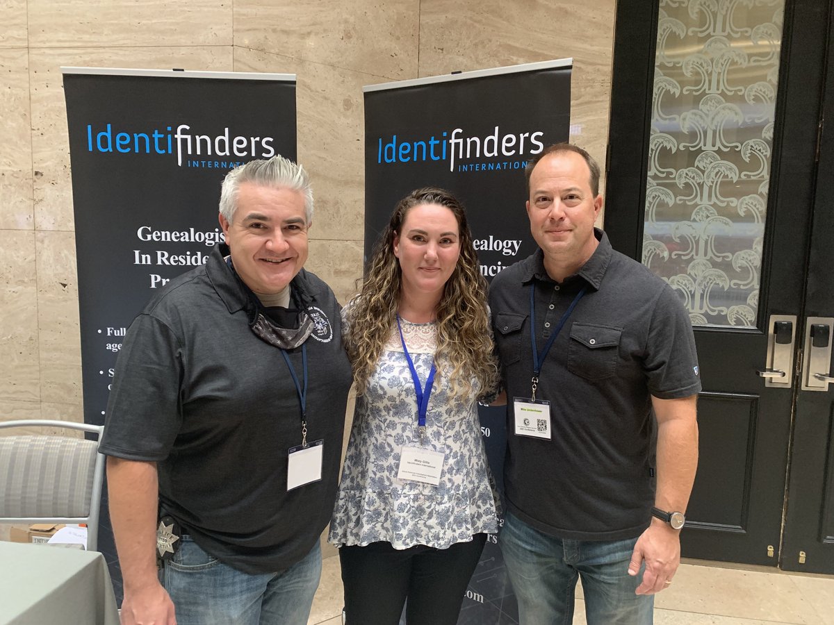 Identifinders's tweet image. Reconnecting with our wonderful partners from the @napervillePD. John Reed and Mike Umbenhower were just two of the wonderful Detectives we worked with on the 1972 homicide of Julie Hanson. Catch us at the IHIA conference this week!

#geneticgenealogy #dna #coldcase