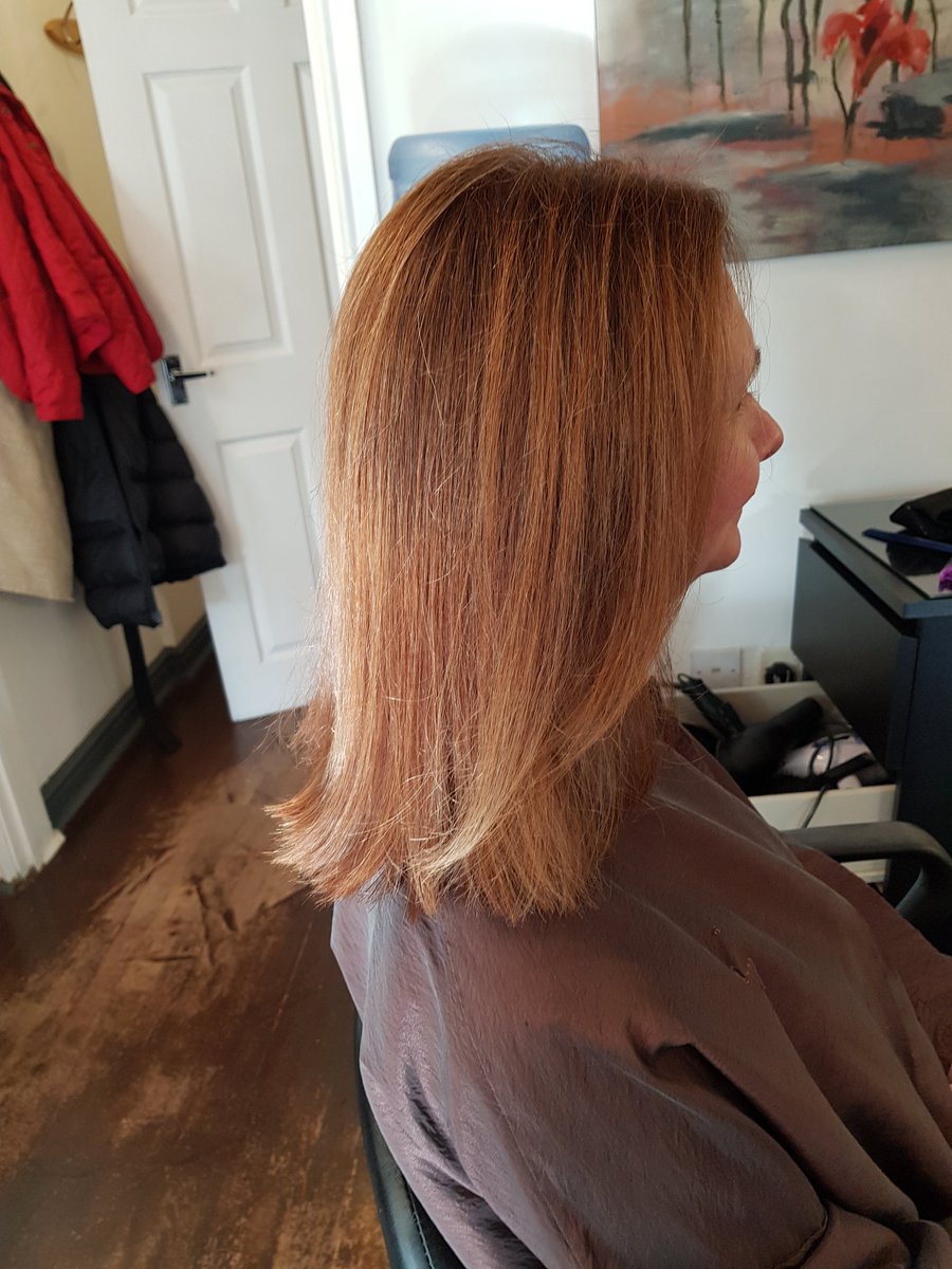 TamsinTweeting's tweet photo. My hair grew super long in lockdown. Too long for work, too long for the gym. So I decided to keep growing it and do something good with it.
Chopped off 8 inches today for @LPTrustUK!
#lockdownlocks https://t.co/mrNoIn5VlE