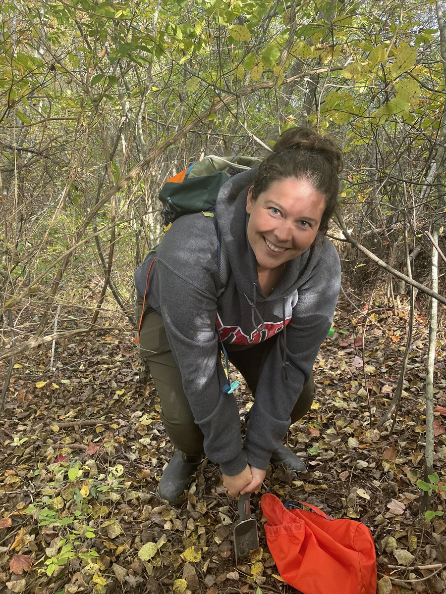 bcmccarthy's tweet photo. successfully pooped in the woods! #outdooreducation #lnt @asforan https://t.co/tkMcps9u4E