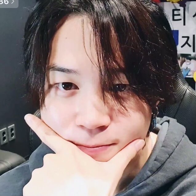 Meikong86's tweet photo. @BTS_twt There are many beautiful places in the world that bring me happiness and peace. Some of them are impossible to describe, because there are threads of life in the air..I fell in love with this world, and I can find comfort and peace here. I just need to open my eyes or get lost.. https://t.co/qwEEZlduNF