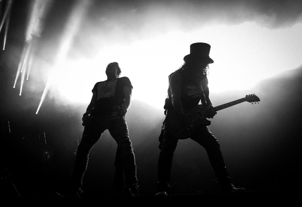 gunsnroses's tweet photo. Raleigh, you rocked! https://t.co/2vVIPW1yM7