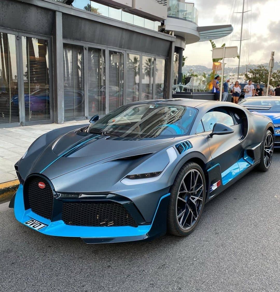 Bugatti Divo
➡️ Follow @expensivecarsdaily
➡️ Follow @expensivecarsdaily
🔔 Turn on post notifications
Credit: @florian_photographyy 📸
#supercarsdaily #supercarage #supercarclub #supercarlife #expensivecars #supercarkiller #hypercars #supercar #luxurycars #supercarlifestyle
