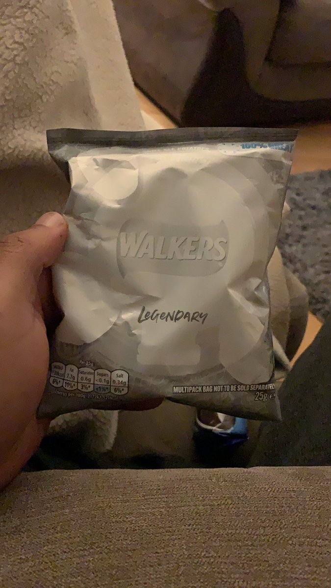 Scepz's tweet photo. Hey @walkers_crisps we just found what looks like a misprint rare packet no flavour written? Is this a rare find???? https://t.co/zhdvjZOIHG