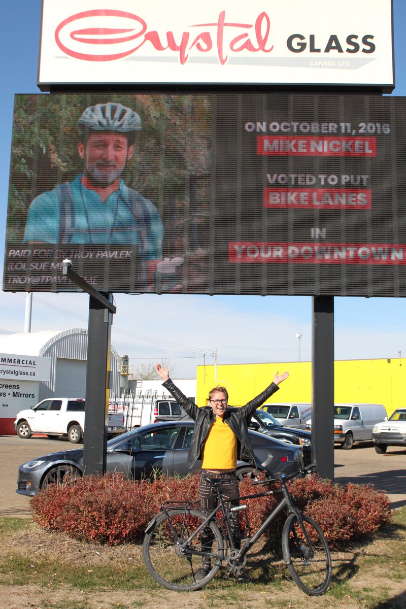 No. It's not a photoshop. It's real.