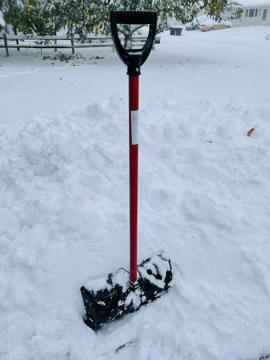 CampbellCoGov's tweet photo. Old Man Winter seems to have woken on the wrong side of the bed. Some of you cowboys and cowgirls are chomping at the bit to get outside to shovel. Heavy wet snow is often called “heart attack snow,” Shoveling heavy snow can be more strenuous than running on a treadmill. https://t.co/EwU5W3CWhF