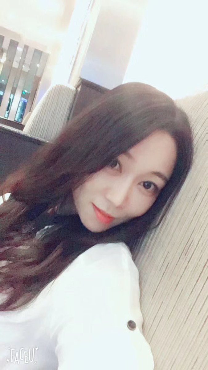 Lucas00341787's tweet photo. 曝光：钱叶 
一位漂亮的已婚人妻

#母狗 #反差婊 #骚��� #射屏  #后入 #露出 #淫荡 #肉便器 #母畜 #羞辱 #调教 #贱货 #内射 #颜射 #骚货 #群调 #磕炮 #网调 #做爱 #约炮 #发骚 #口交 #射精 #性瘾 #自慰 #性交 #鸡巴套子 #母猪 #辱骂 #反差  #下贱 #骚母狗 https://t.co/m64ASSqCHG