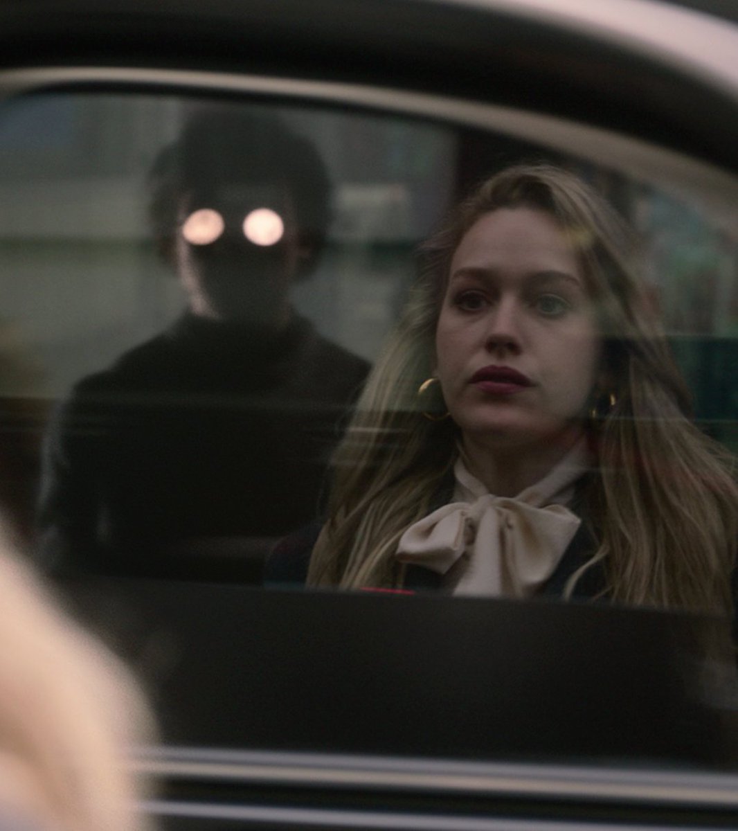 Eu peço apenas que… Busquem conhecimento.

🎥: Ninguém Sai Vivo
📺: A Maldição da Mansão Bly