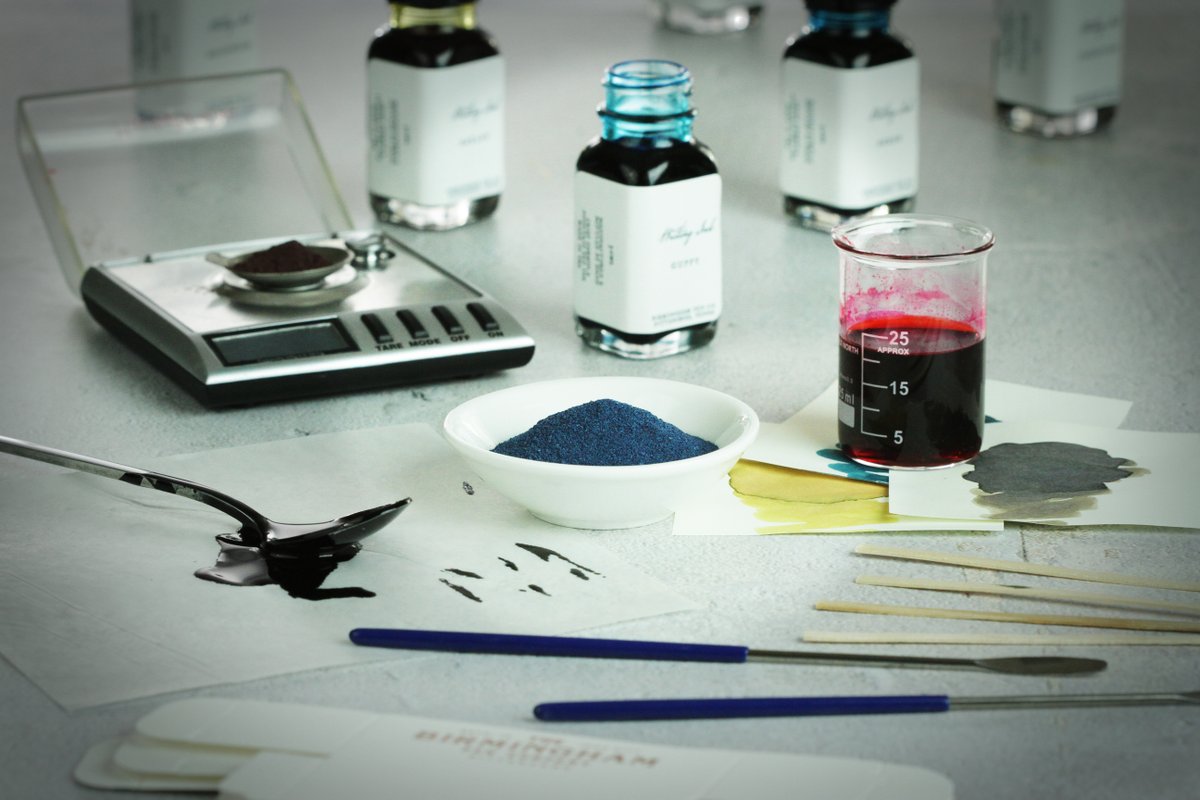 Fresh out of the beaker, a small batch of new fountain pen inks are now live! Spanning a wide gamut including vibrant golds, deep teals, pure grays, shading blues, and complex browns, we think you'll love the results.  tinyurl.com/nvmbmcn8