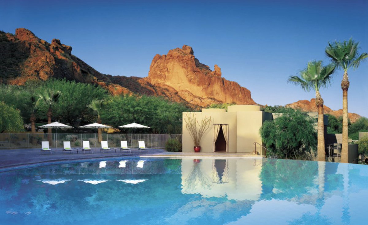 write_badger's tweet image. Apply by Friday the 15th for @TravelClassics’s scholarship, where you can meet top editors and fellow writers in Arizona (Nov 18-21). Attn: @aaja,@DisabledWriters, @NABJ, @NAHJ, @najournalists, @nlgja &amp;amp; @WritersofColor!

More info: bit.ly/3oYuVzS