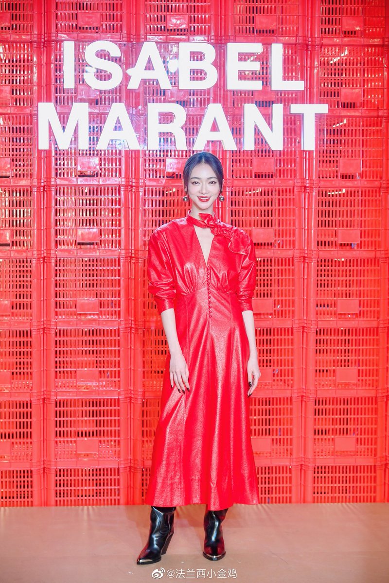 wujinyanph's tweet photo. [10142021] More photos of Wu Jinyan at the Isabel Marant Fashion Show Event in Shanghai ✨

📷 by 法兰西小金鸡, 三文伴脆瓜, 狐厂大拷问

#WuJinyan #吴谨言 #ISABELMARANT #IsabelHitsTheStreets https://t.co/WugDZOGpOR