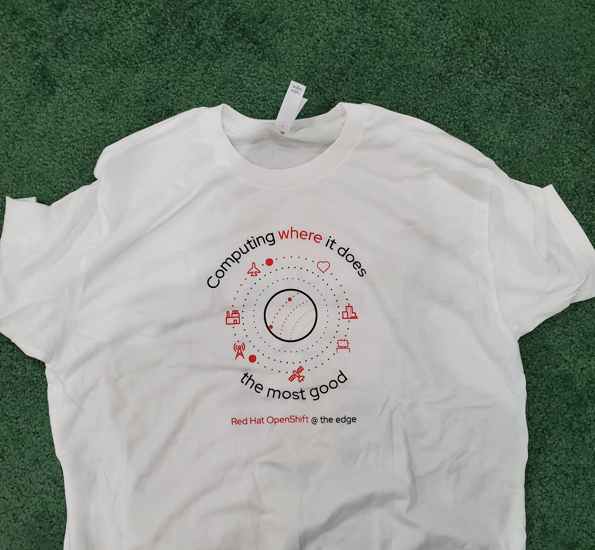 veronicajean621's tweet photo. Come by the #RedHat booth at #KubeCon during the booth crawl tonight to get a #StayEdgy shirt! @openshift @RedHatEvents https://t.co/MXIepFBsmm