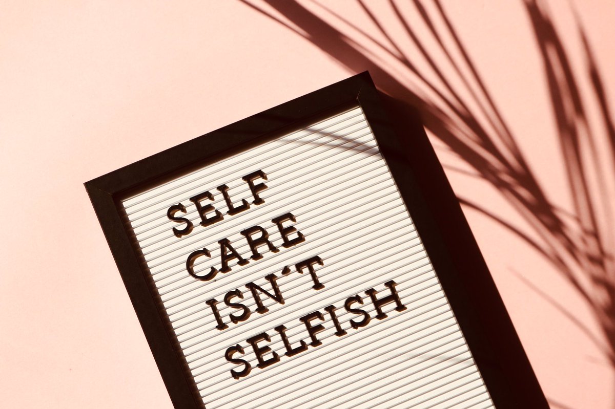 Self-Care isn’t Selfish! You have to put on your own oxygen mask first before helping others. It is time you start making yourself a priority. 

Check out my latest blog post, Taking Care of Yourself 

hannahbfranklin.com/?p=240