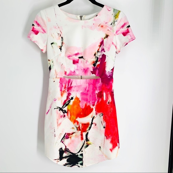 AngieStrader's tweet photo. So good I had to share! Check out all the items I'm loving on @Poshmarkapp #poshmark #fashion #style #shopmycloset #shareen #majesticfilatures #vintage: https://t.co/TBb9FBNL0O https://t.co/0gzsvl3QSy