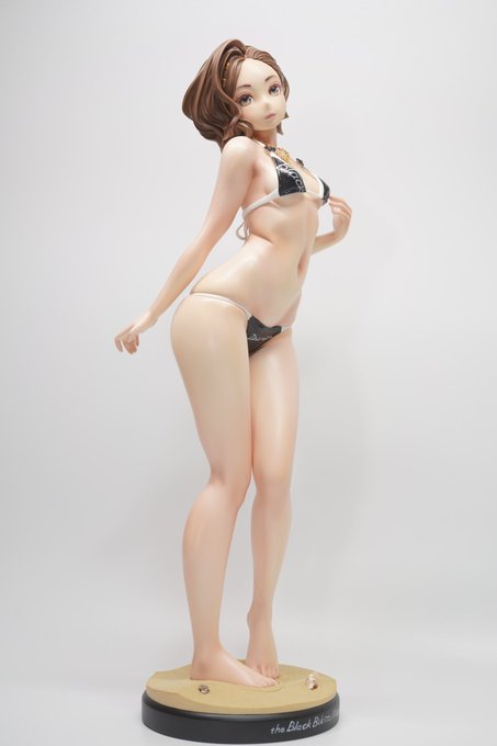 BLACK!!ビキニ見栄子背景白バージョン。 