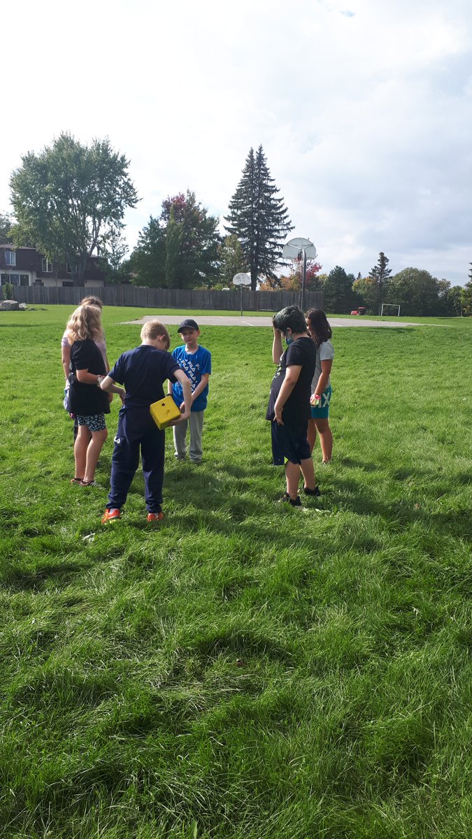 Hilton_LDSB's tweet photo. We are so lucky to enjoy such beautiful weather so late in October!#Outdoorphysed https://t.co/qhhvuaOkKd