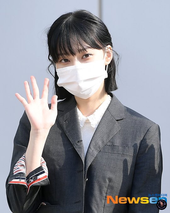 winter_fess's tweet photo. Winter! as ketos🤩 cantik poll https://t.co/gKGQfZQbs2