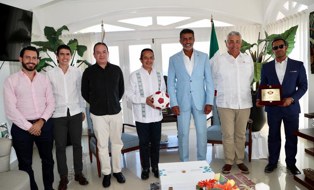 Carlos Joaquín tweet media