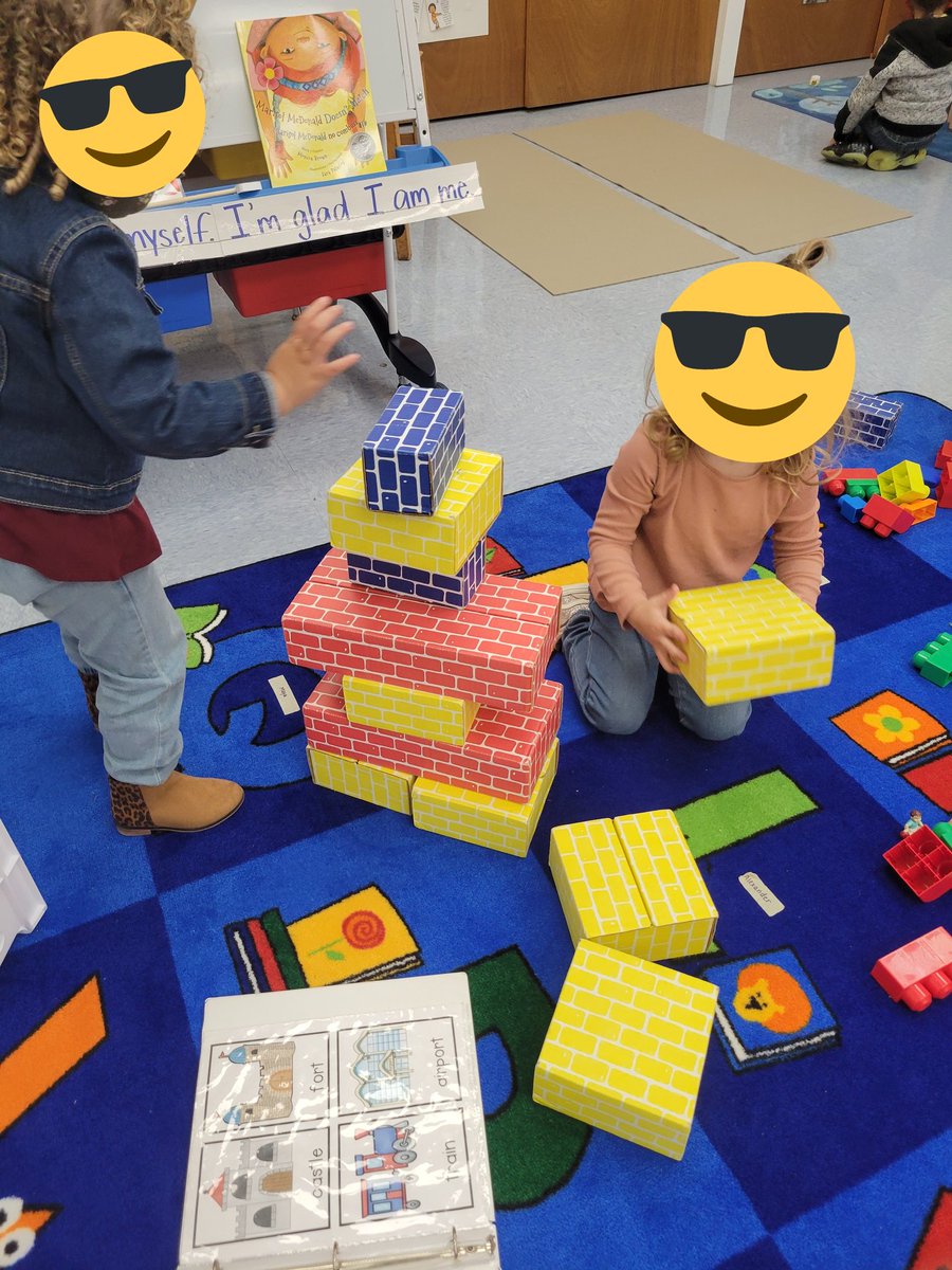 We are loving the signs study already!! 🦒🚦🛑 My friends also love building together in the Blocks Center!